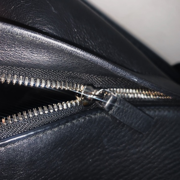 Authentic BALENCIAGA medium-sized backback. Genuine leather. Lightly used. - Picture 7 of 7